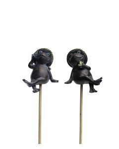 STICKS GRODA MED HATT ANTIK